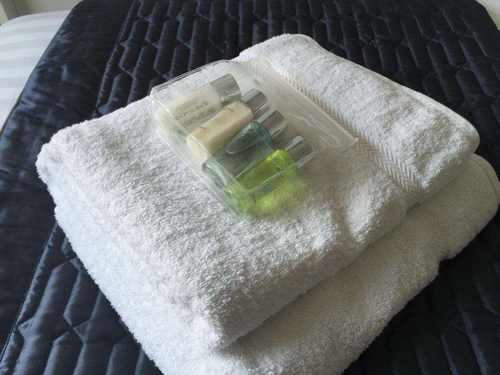 וויטלי ביי Sandsides Guest House מראה חיצוני תמונה
